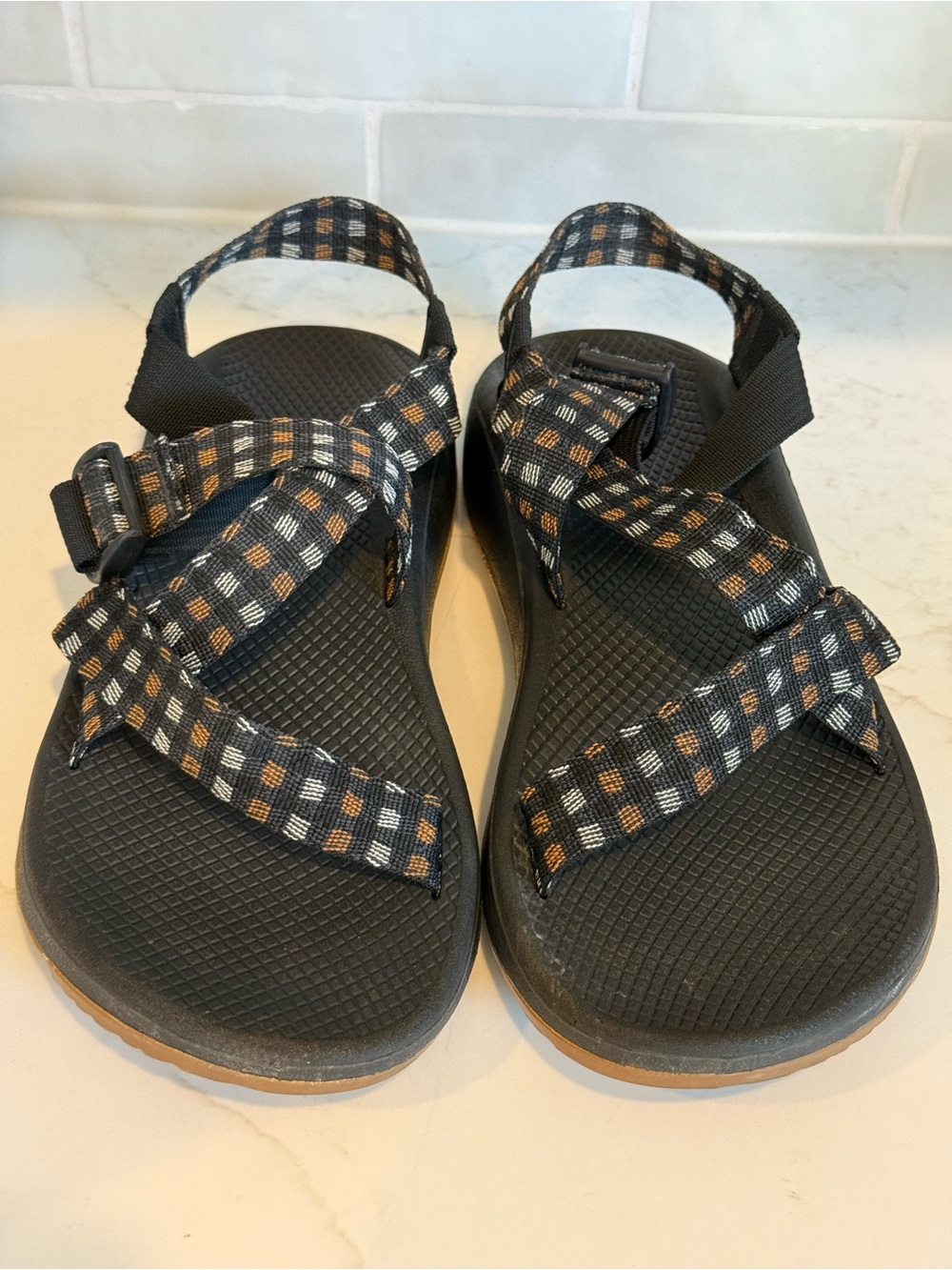 Chaco Z/1 Men’s 11 Plaid Hiking Sport Sandals